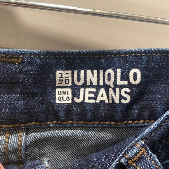 Uniqlo Skinny Fit Miracle Air Jeans Size 35 Dark Wash 35x32 - Picture 2 of 6